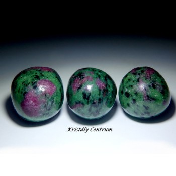 Zoizitban rubin marokkő