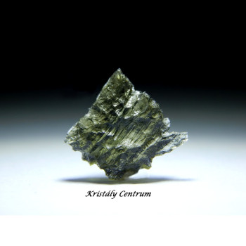 Moldavit (tektit, impaktit)